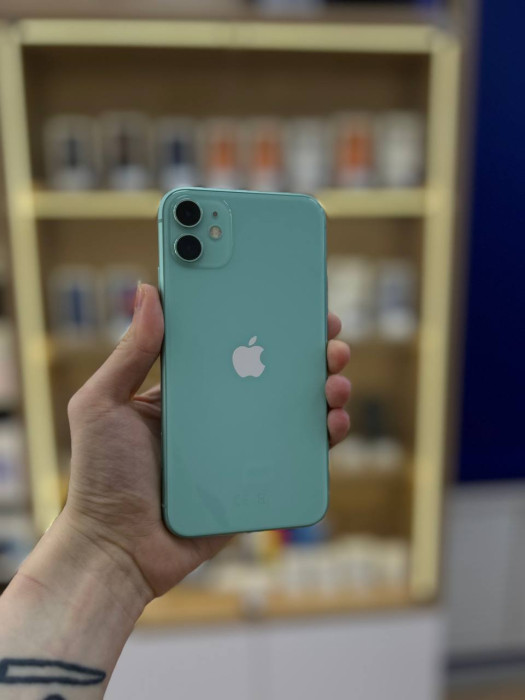 Б/у Смартфон Apple iPhone 11 64GB Green