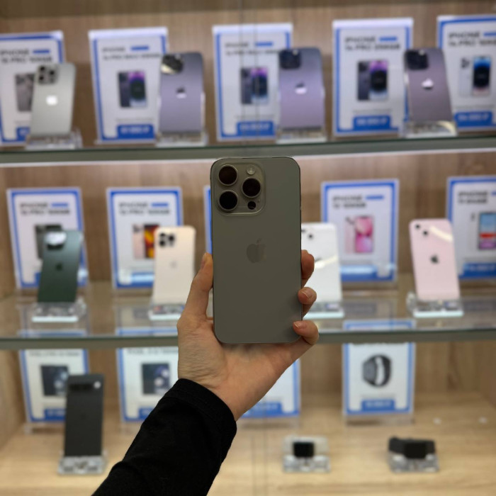 Б/у Смартфон Apple iPhone 15 Pro 512GB Natural Titanium