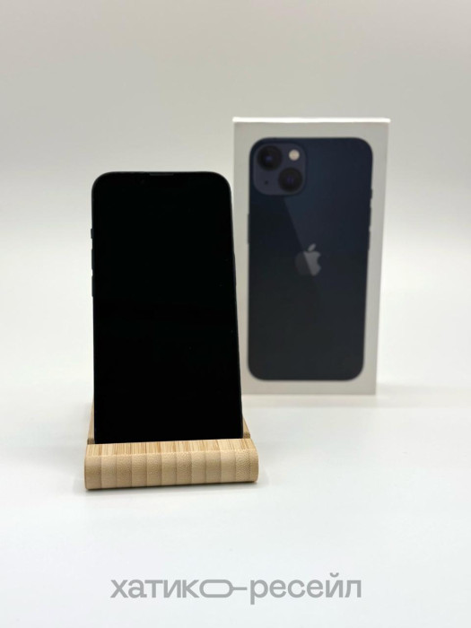 Б/у Смартфон Apple iPhone 13 256GB Темная Ночь EU
