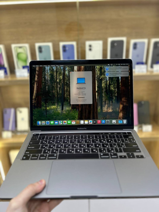 Б/У Ноутбук Apple MacBook Pro 13 2022 MNEH3ZP/A (Apple M2 8-core, 8GB/256GB, 10-Core GPU) Серый космос | Фото 3 из 4
