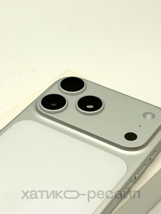 Уценка Смартфон Apple iPhone 17 Pro Max 2TB Белый (Silver) nano SIM + eSIM (Без RuStore)