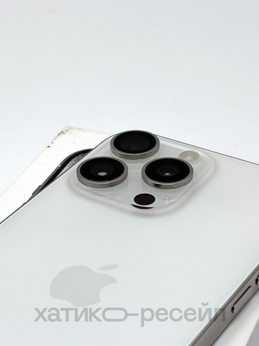 Б/у Смартфон Apple iPhone 15 Pro Max 256GB Белый (White Titanium) nano SIM + eSIM