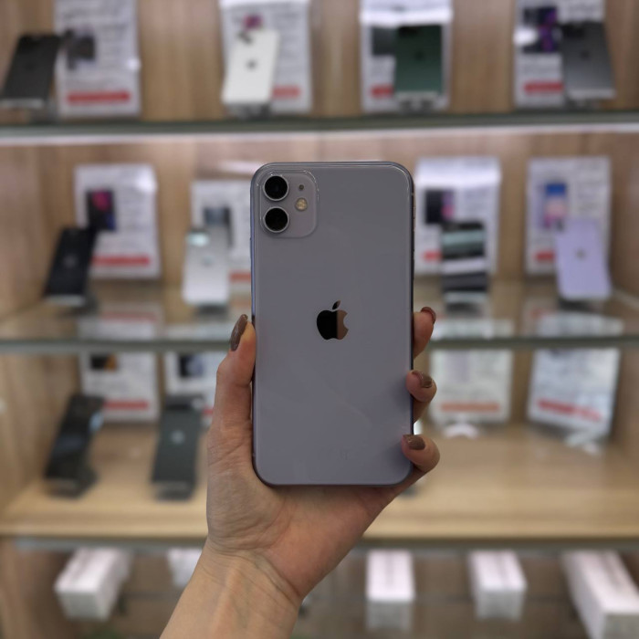 Б/у Смартфон Apple iPhone 11 64GB Фиолетовый