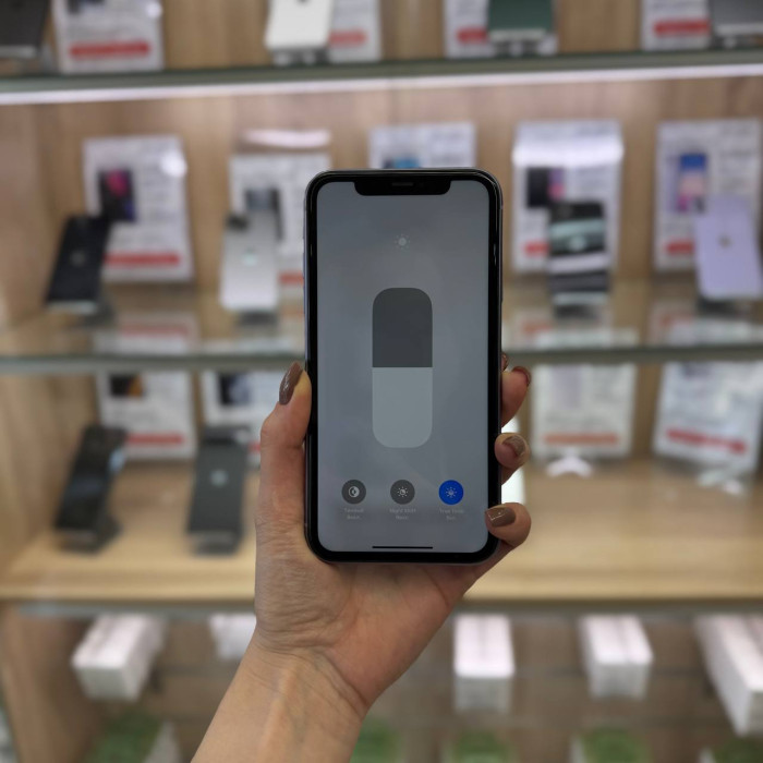 Б/у Смартфон Apple iPhone 11 64GB Фиолетовый
