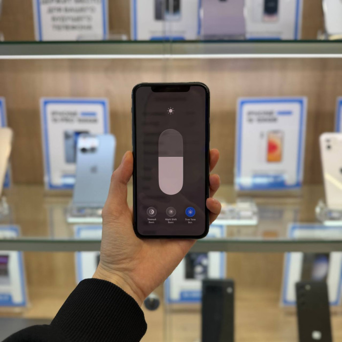 Б/у Смартфон Apple iPhone 11 Pro 256GB Space Gray EU | Фото 3 из 5