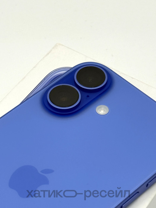 Уценка Смартфон Apple iPhone 16 128GB Ультрамарин (Ultramarine)