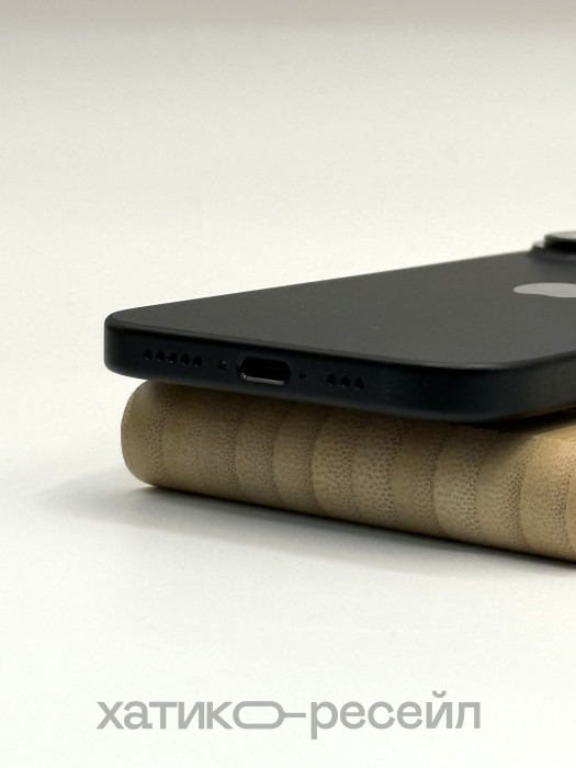 Уценка Смартфон Apple iPhone 16 128GB Черный (Black) | Фото 4 из 5