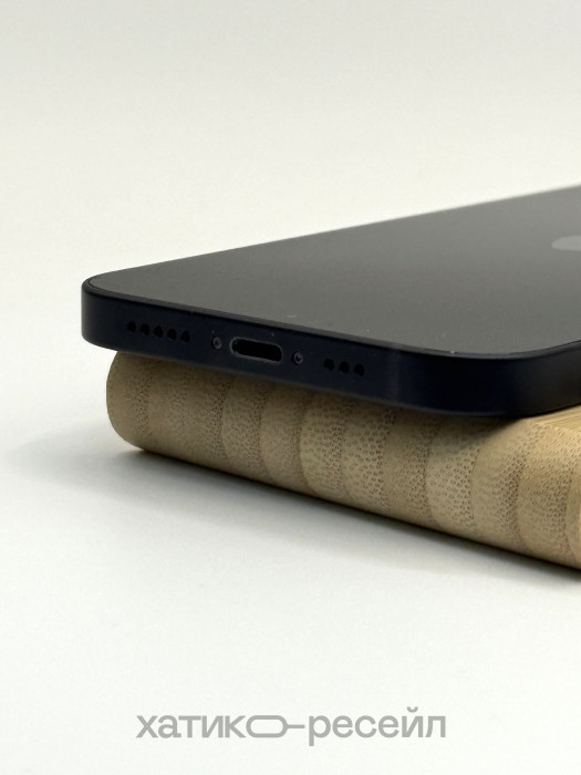 Б/у iPhone 12 64GB Черный